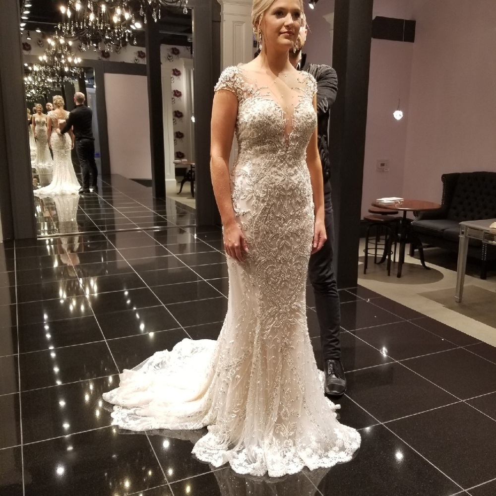 Ysa Makino Wedding Dress